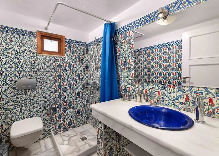 Petra With Acropolis View * Líndos