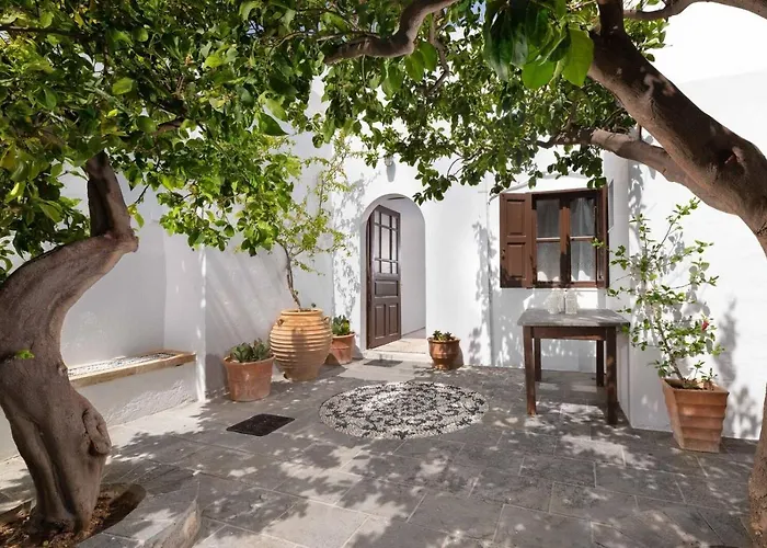 Villa Petra With Acropolis View